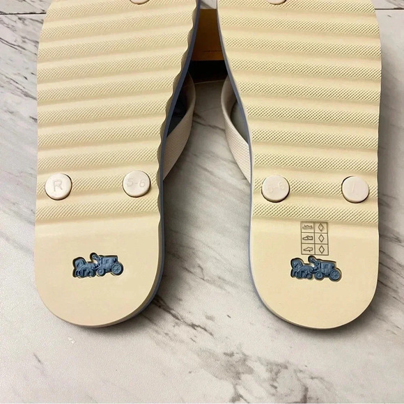 Coach Zak Flip Flop Chambray/Blue Sandals - Picture 11 of 12